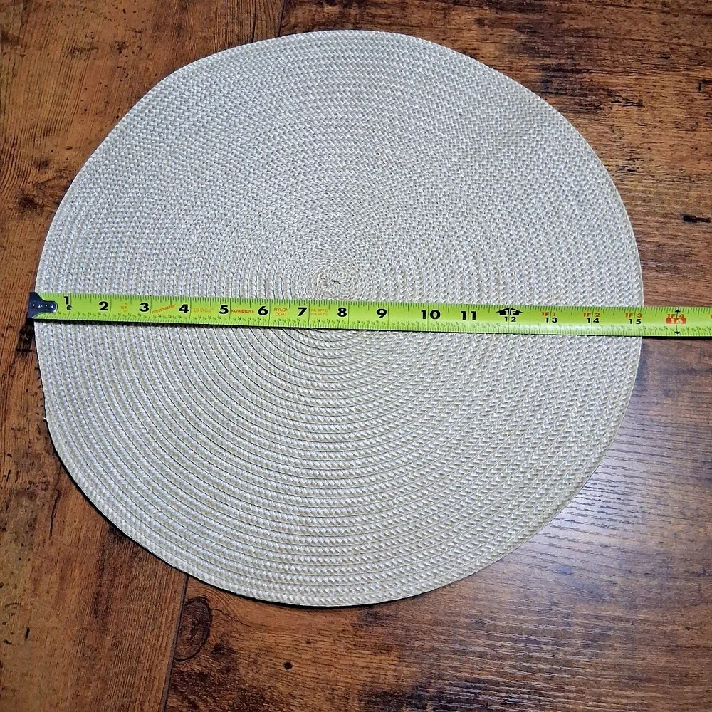 Round‎ Thin 15 inch Sea Grass Braided Placemats Set of 12 Preowned Washable